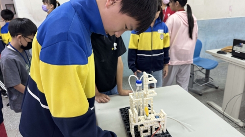 (圖)說好話氣球大戰 Kind Words Balloon Battle